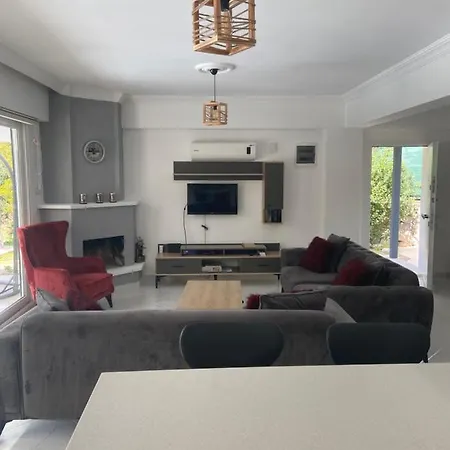 Selin Βίλα Ovacık